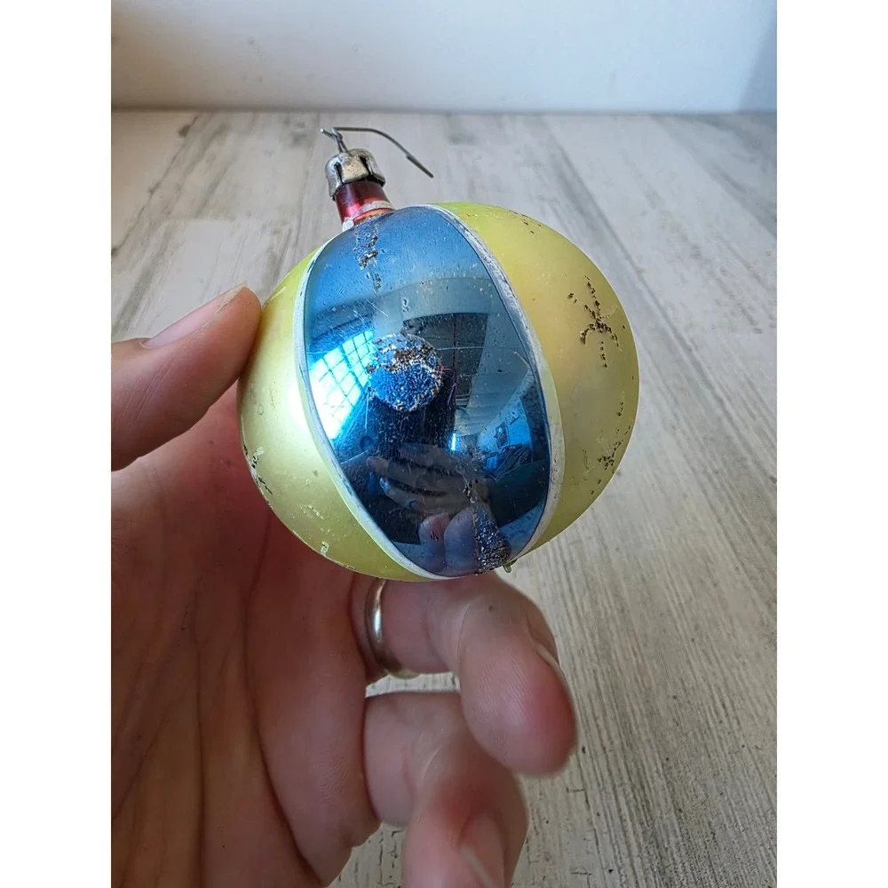 Vintage Poland beach ball Mica Star Glass Mercury ornament Xmas tree